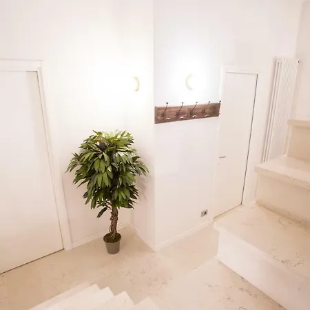 דירה Nina's Loft San Felice בולוניה